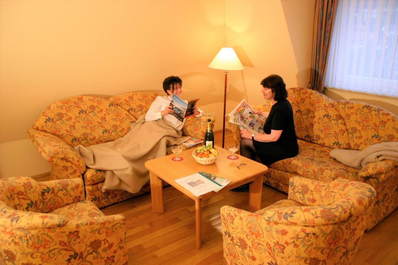Hotel Heikenberg บัดเลาเทอร์แบร์ก ภายนอก รูปภาพ