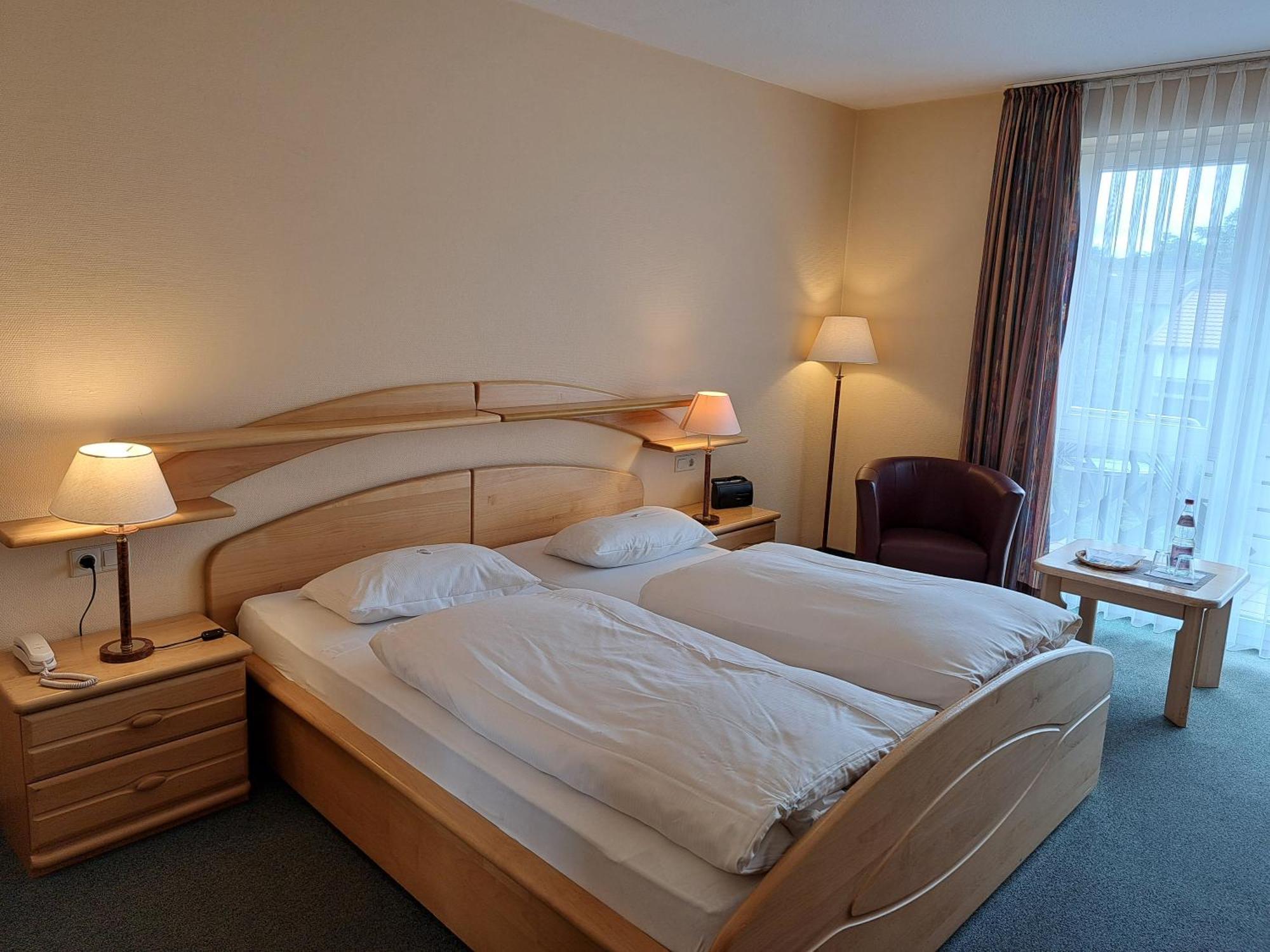Hotel Heikenberg บัดเลาเทอร์แบร์ก ภายนอก รูปภาพ