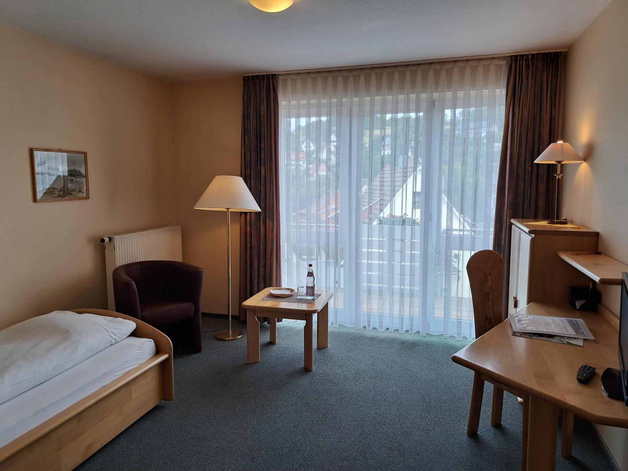 Hotel Heikenberg บัดเลาเทอร์แบร์ก ภายนอก รูปภาพ