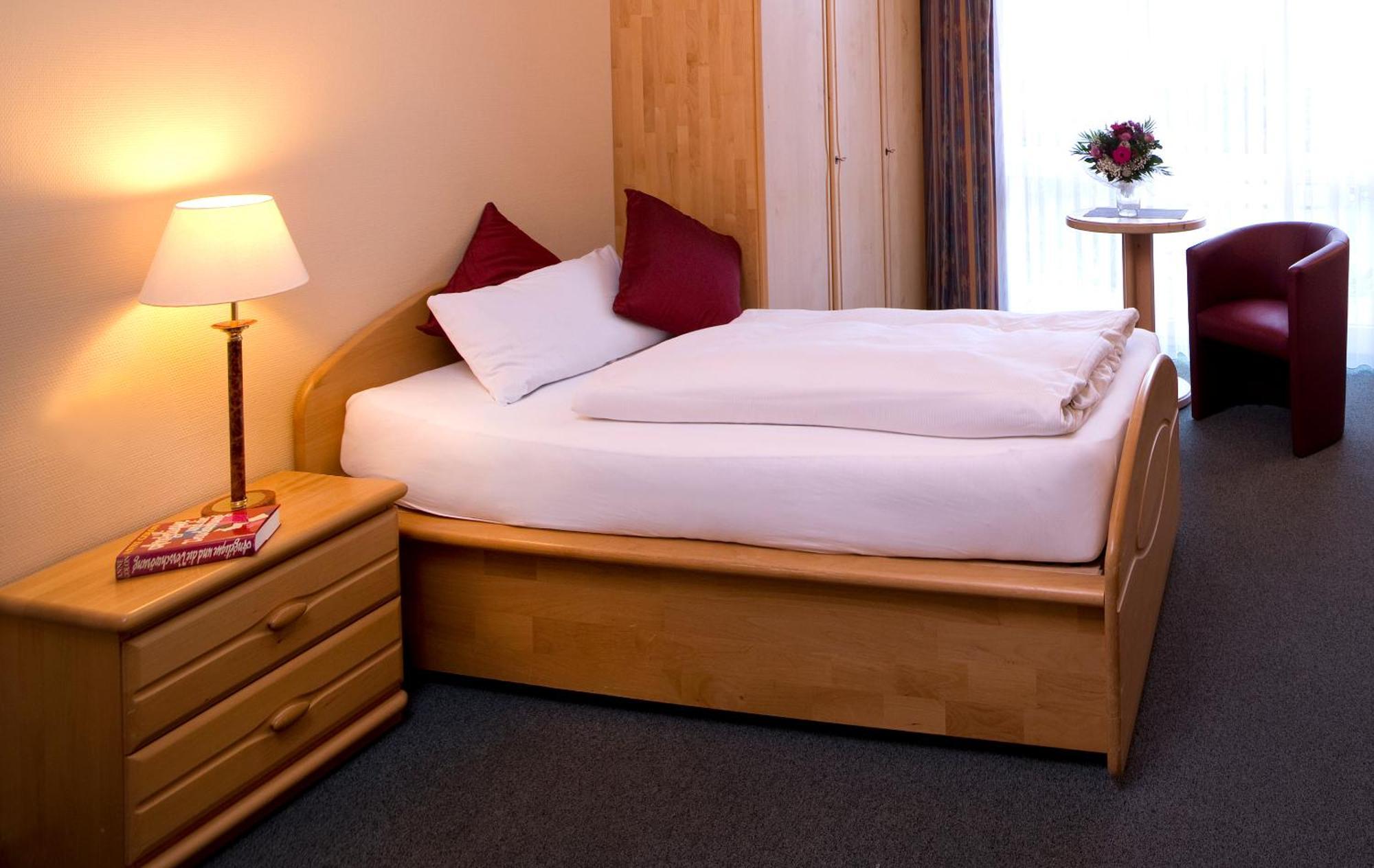 Hotel Heikenberg บัดเลาเทอร์แบร์ก ภายนอก รูปภาพ