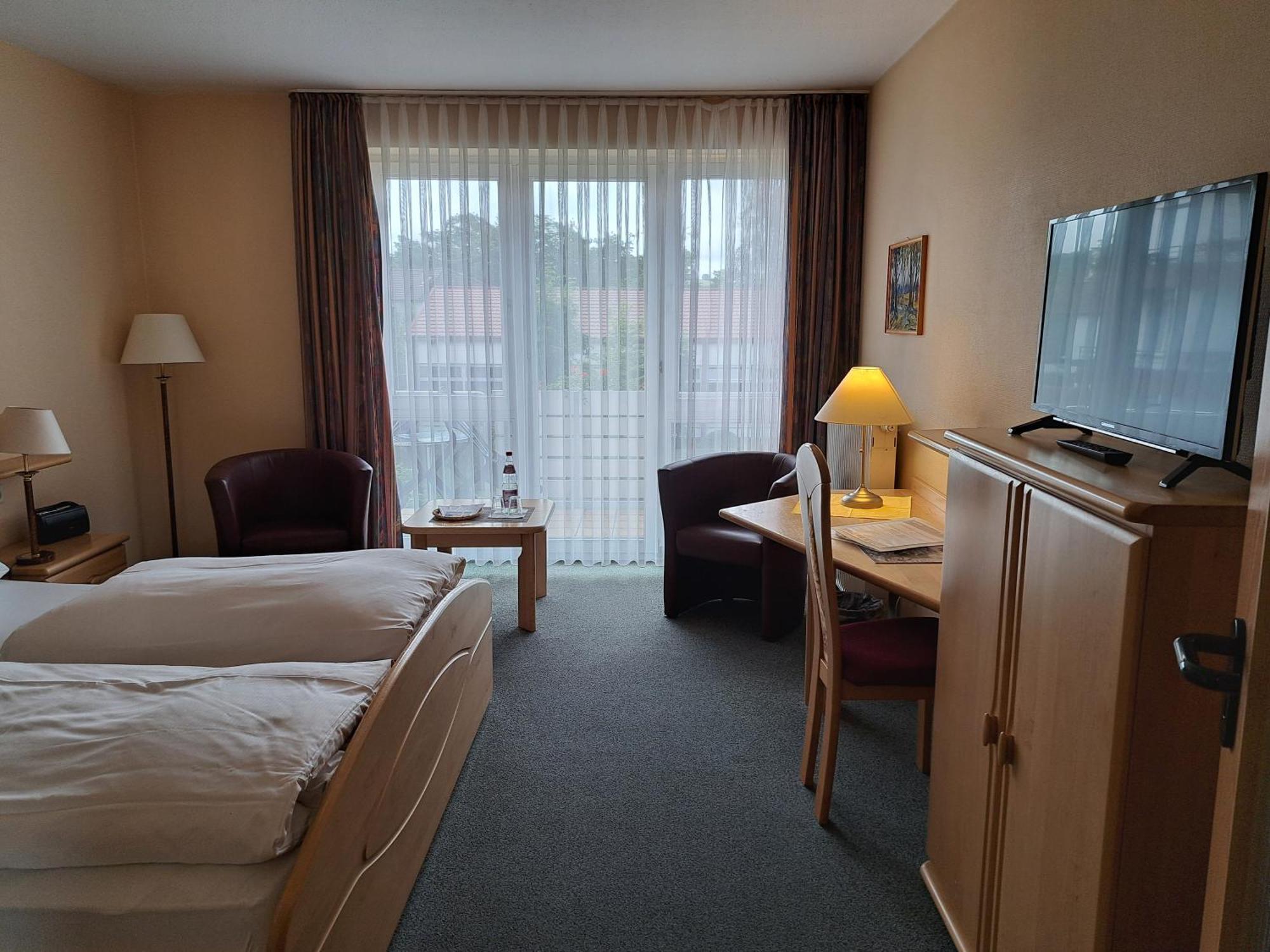 Hotel Heikenberg บัดเลาเทอร์แบร์ก ภายนอก รูปภาพ
