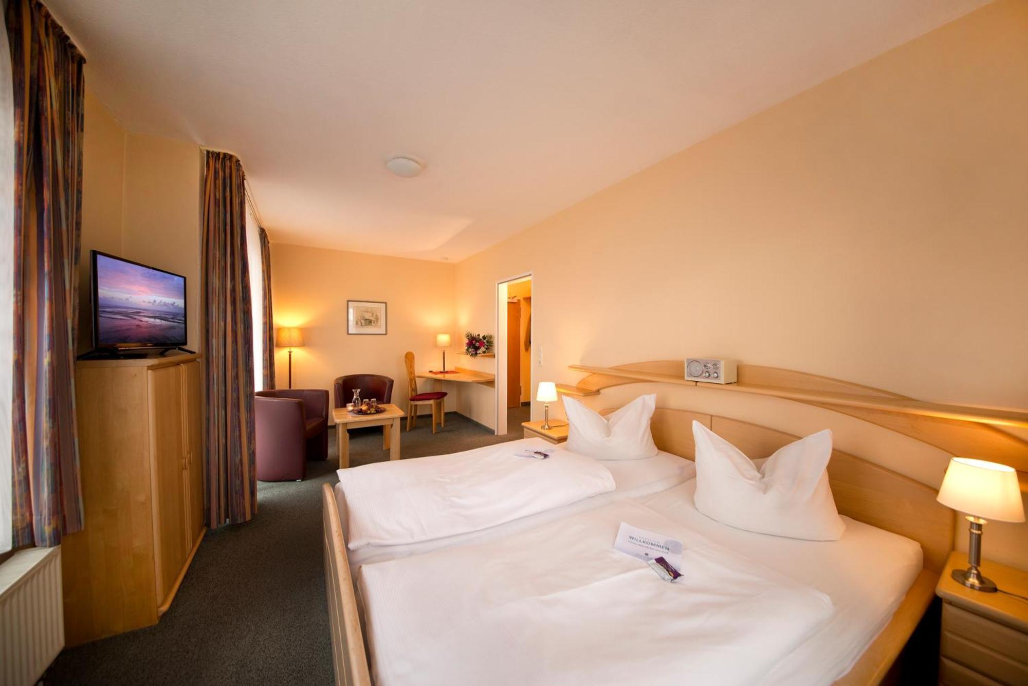 Hotel Heikenberg บัดเลาเทอร์แบร์ก ภายนอก รูปภาพ