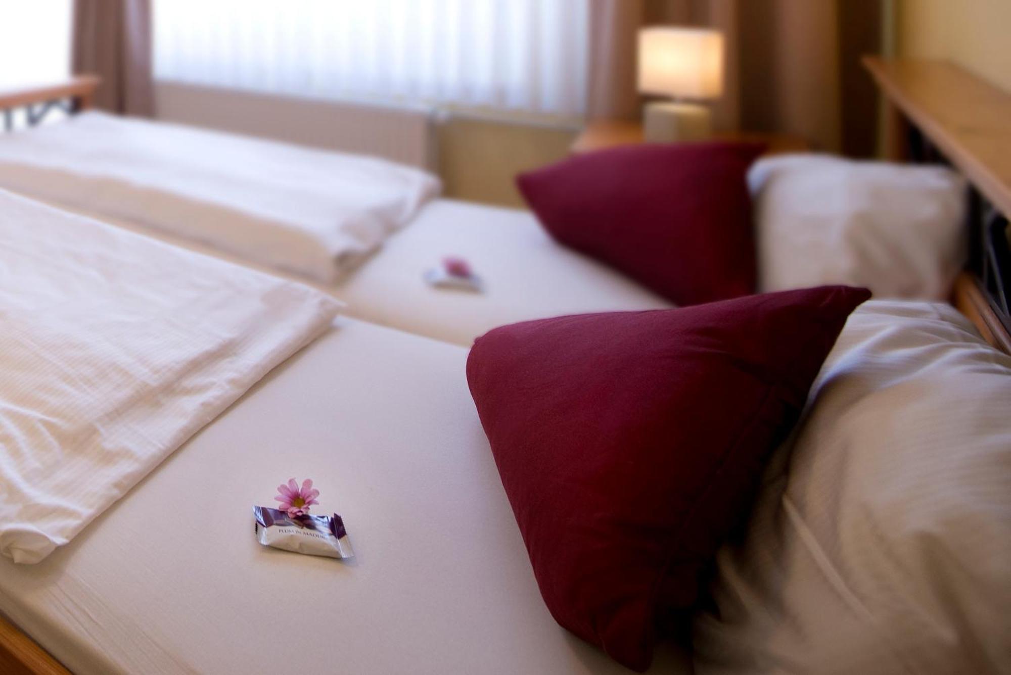 Hotel Heikenberg บัดเลาเทอร์แบร์ก ภายนอก รูปภาพ