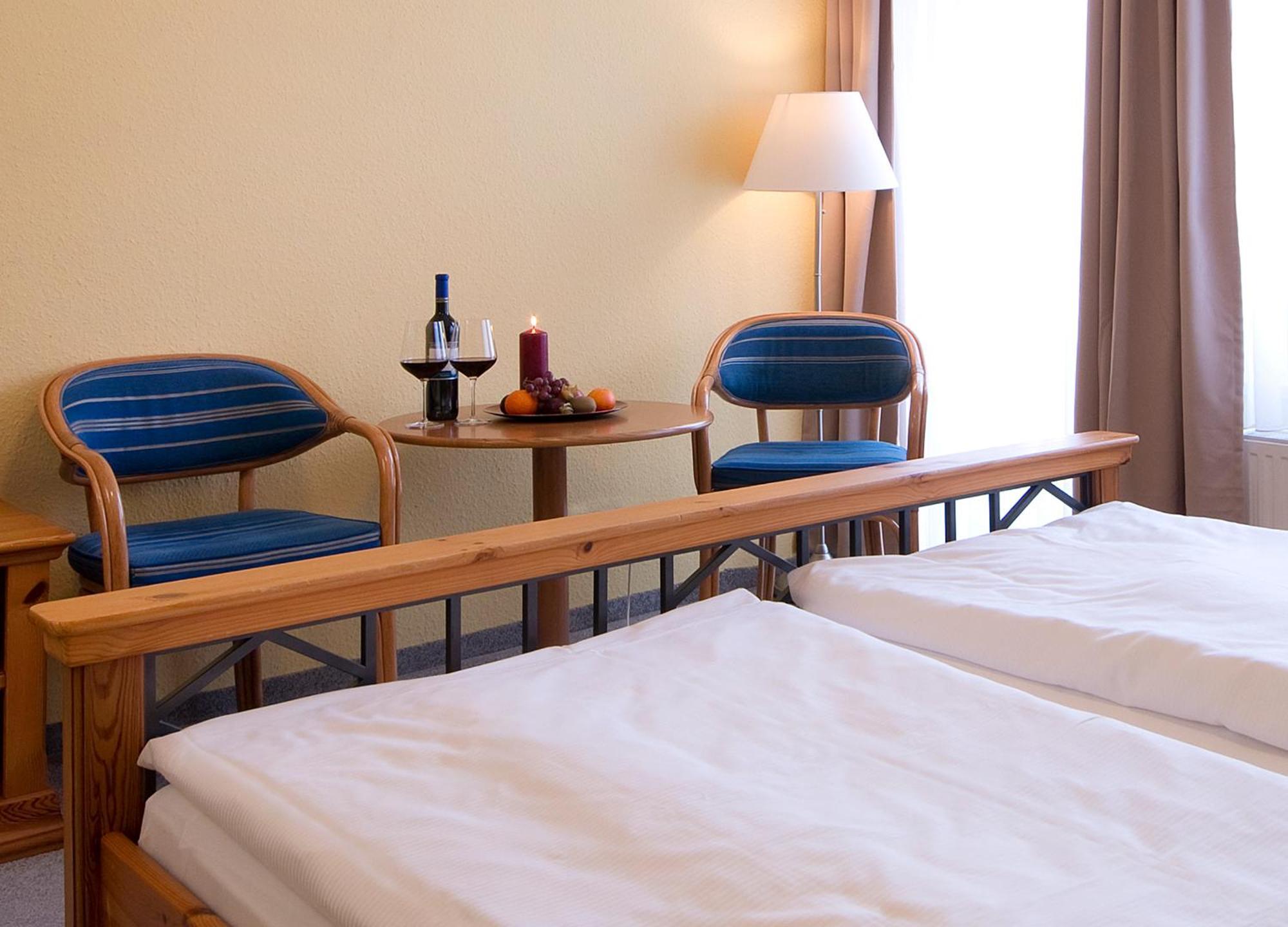 Hotel Heikenberg บัดเลาเทอร์แบร์ก ภายนอก รูปภาพ